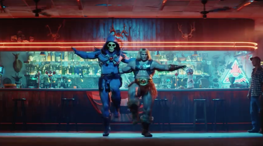 ¡No creerás como bailan He-Man y Skeletor el tema de Dirty Dancing en este video!