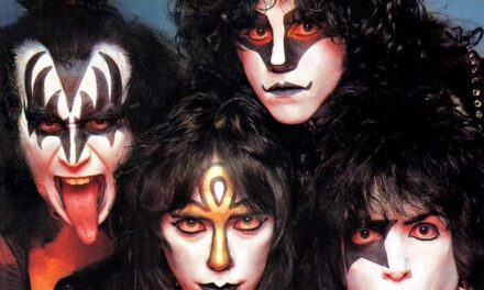 48 años de la publicación del primer álbum de la banda de rock «Kiss»