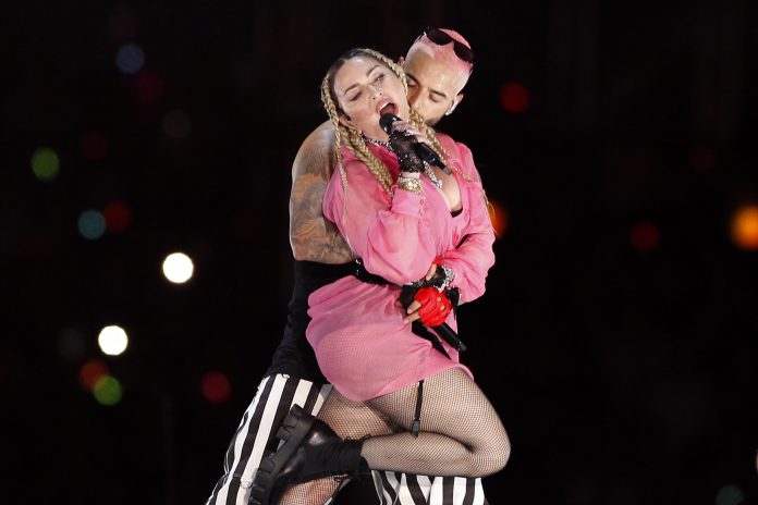 Maluma regresa triunfal a Medellín de la mano de Madonna