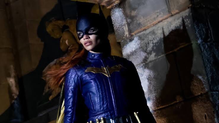 Warner cancela la película «Batgirl» con Leslie Grace