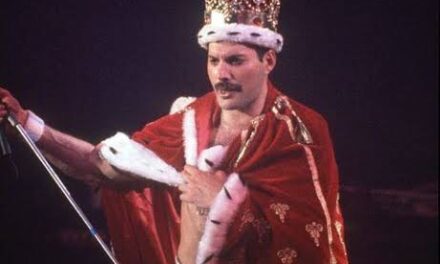 Los mejores looks del legendario Freddie Mercury.