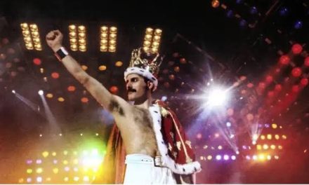 Salen a subasta más de 1.500 objetos personales de Freddie Mercury