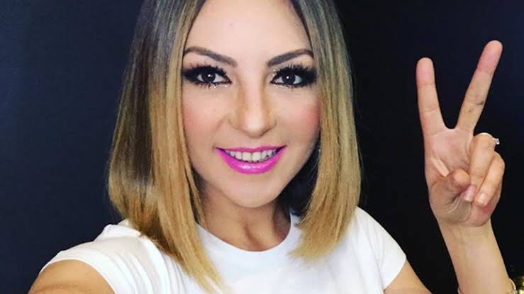 Mariana Ochoa crítica a integrantes de JNS los internautas se van en su contra