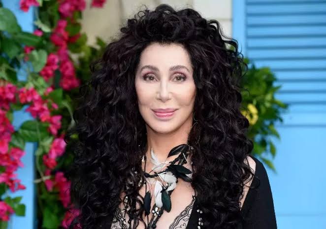 Cher confesó que odia envejecer: “Daría lo que fuera por volver a tener 70 años”