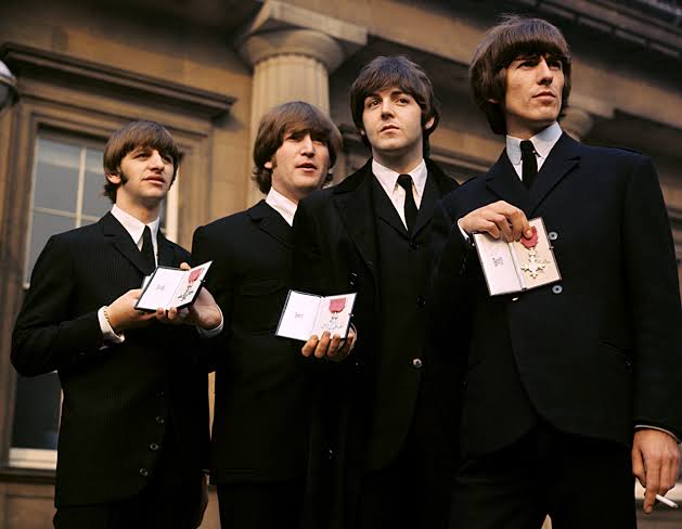 Alistan 4 filmes biográficos de The Beatles.